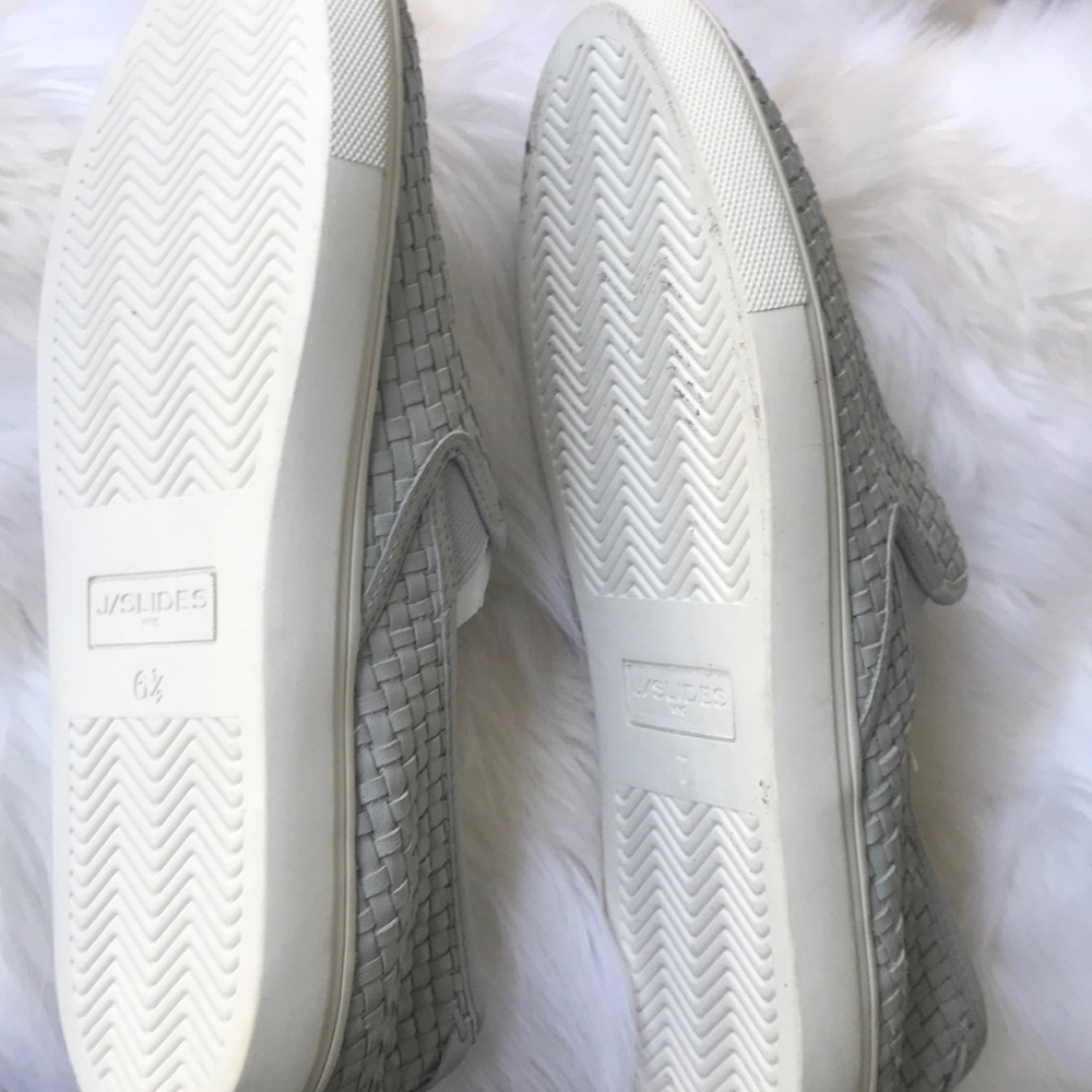 Shoes - Picture 3 of 4